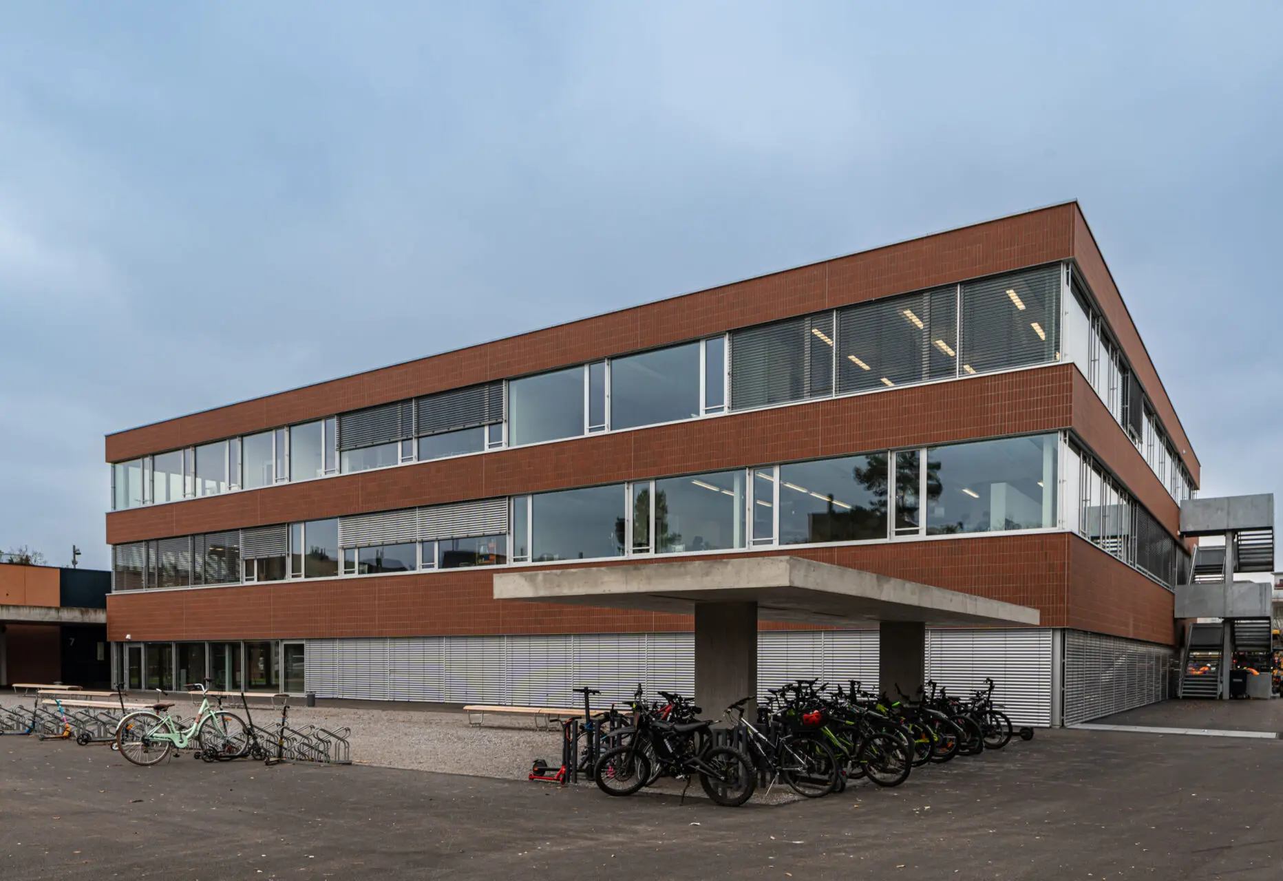 Schulhaus Grüze Dübendorf